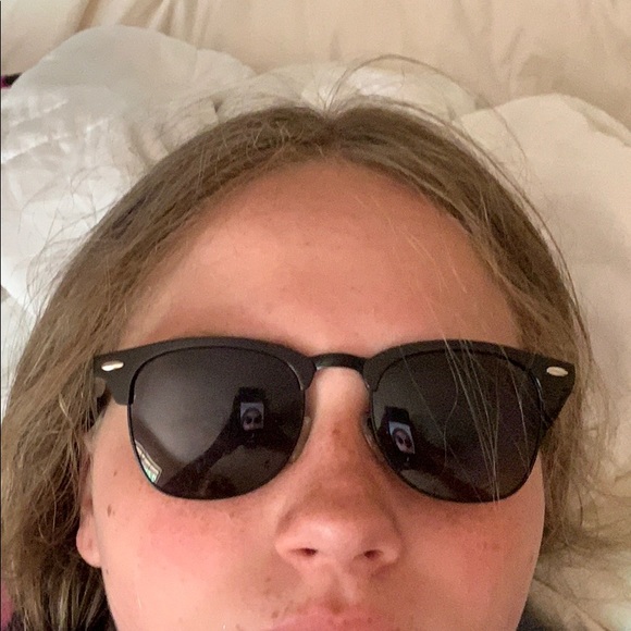 Meet your Posher, Hope - Picture 1 of 1